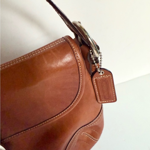 Coach Soho Leather F10192 Vintage Y2K British Tan Shoulder Bag - Picture 4 of 9